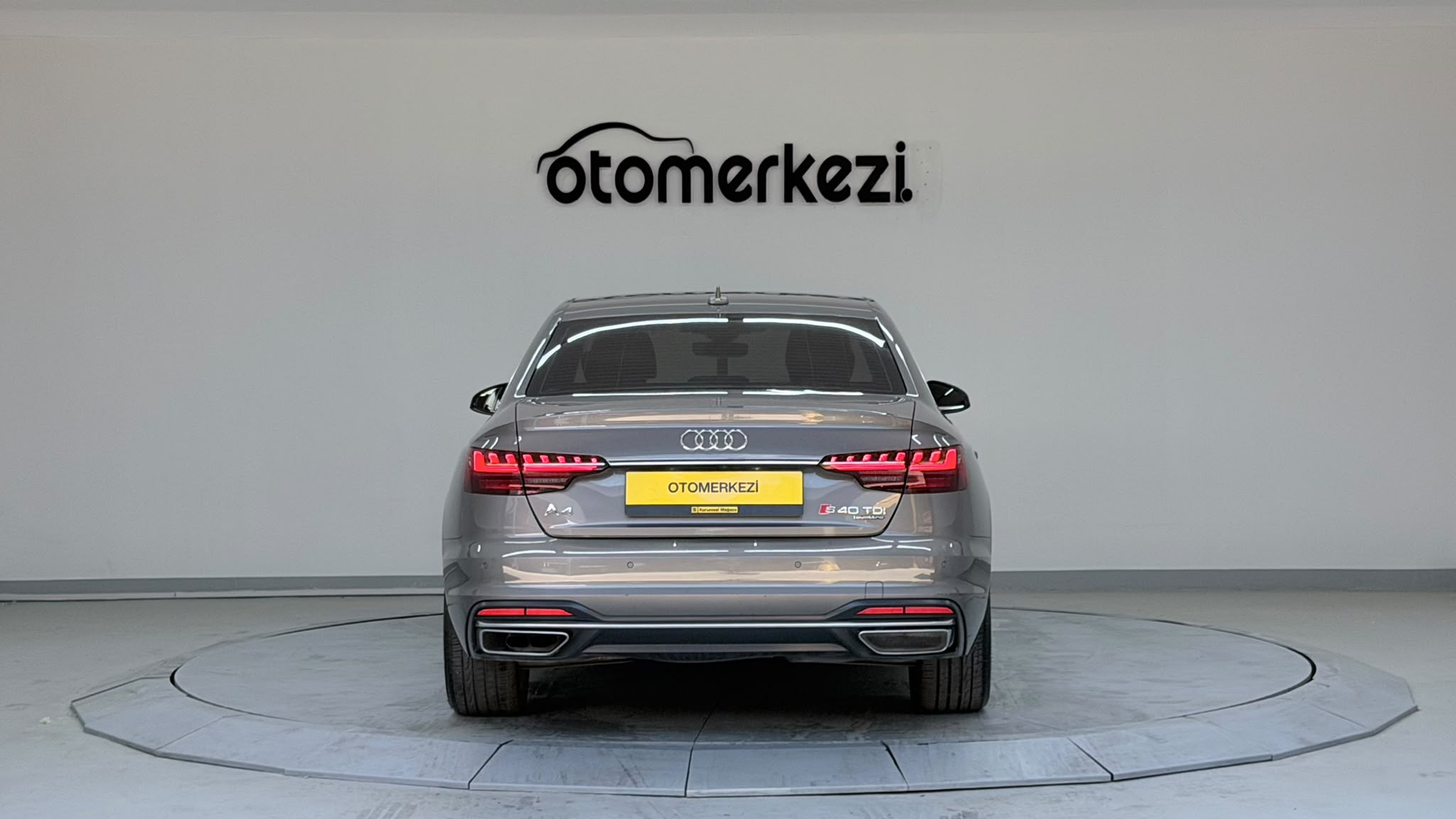 AUDI A4 3